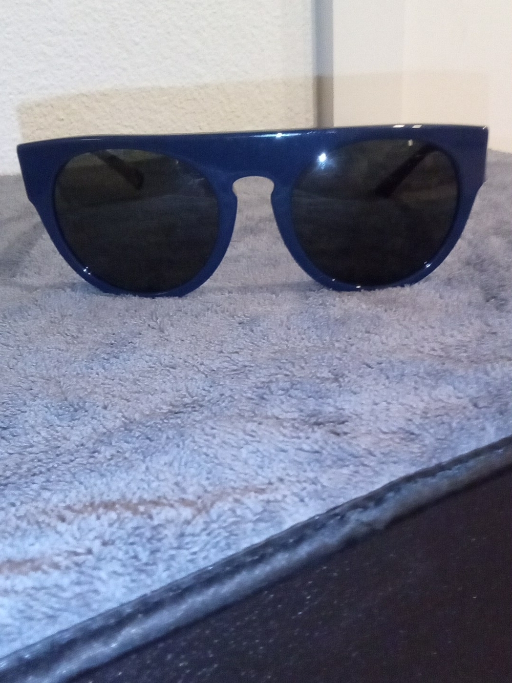 Authentic Versace Men's Dark Navy Blue Sunglasses with Black Lenses